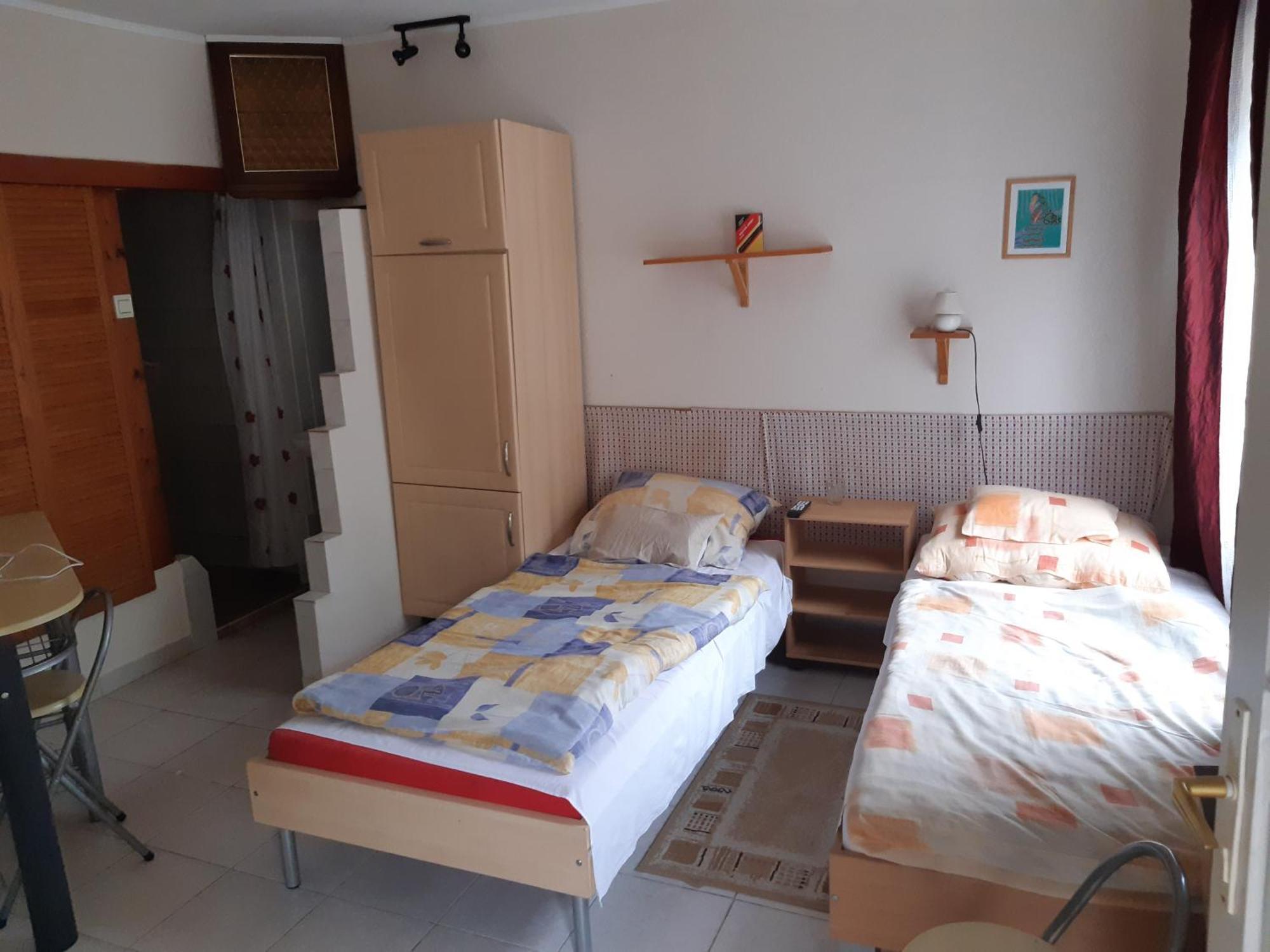 Ferienwohnung Tuja Vendeghaz Lajoskomárom Exterior foto